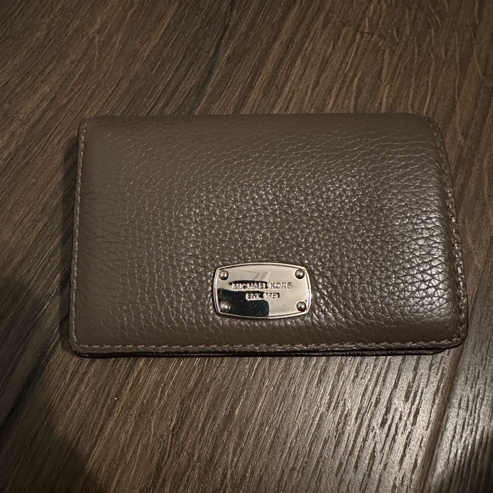 Michael kors wallet